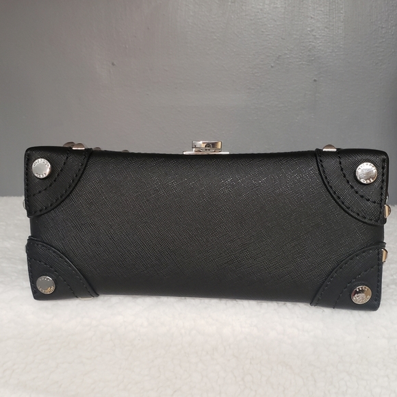 Michael Kors Crossbody - Picture 3 of 5